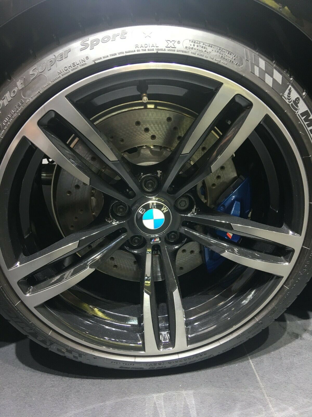 BMW Wheels 19 x 8.5" Auto Rims PCD 5x120 ET 35 CB 72.6 1 PC